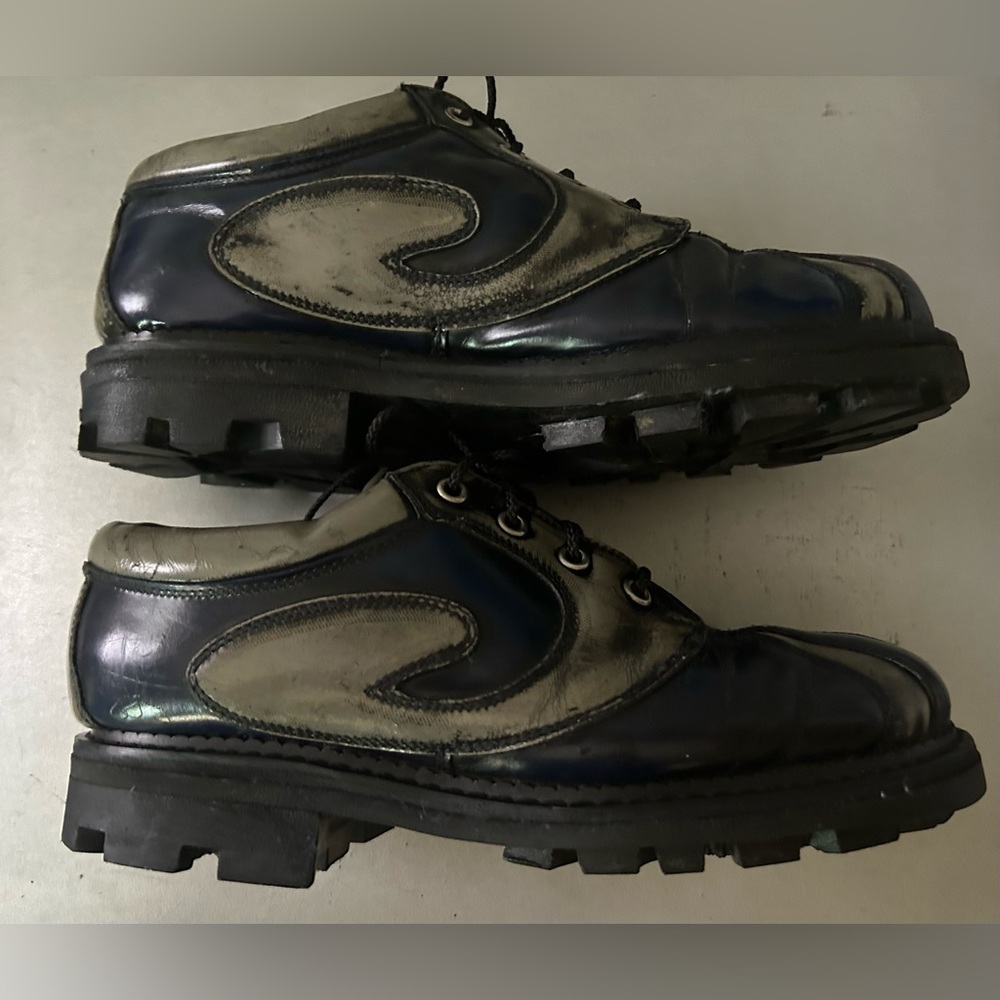 Fleuvog Supervog in Blue & Grey Rub-off finish! Womens size 9